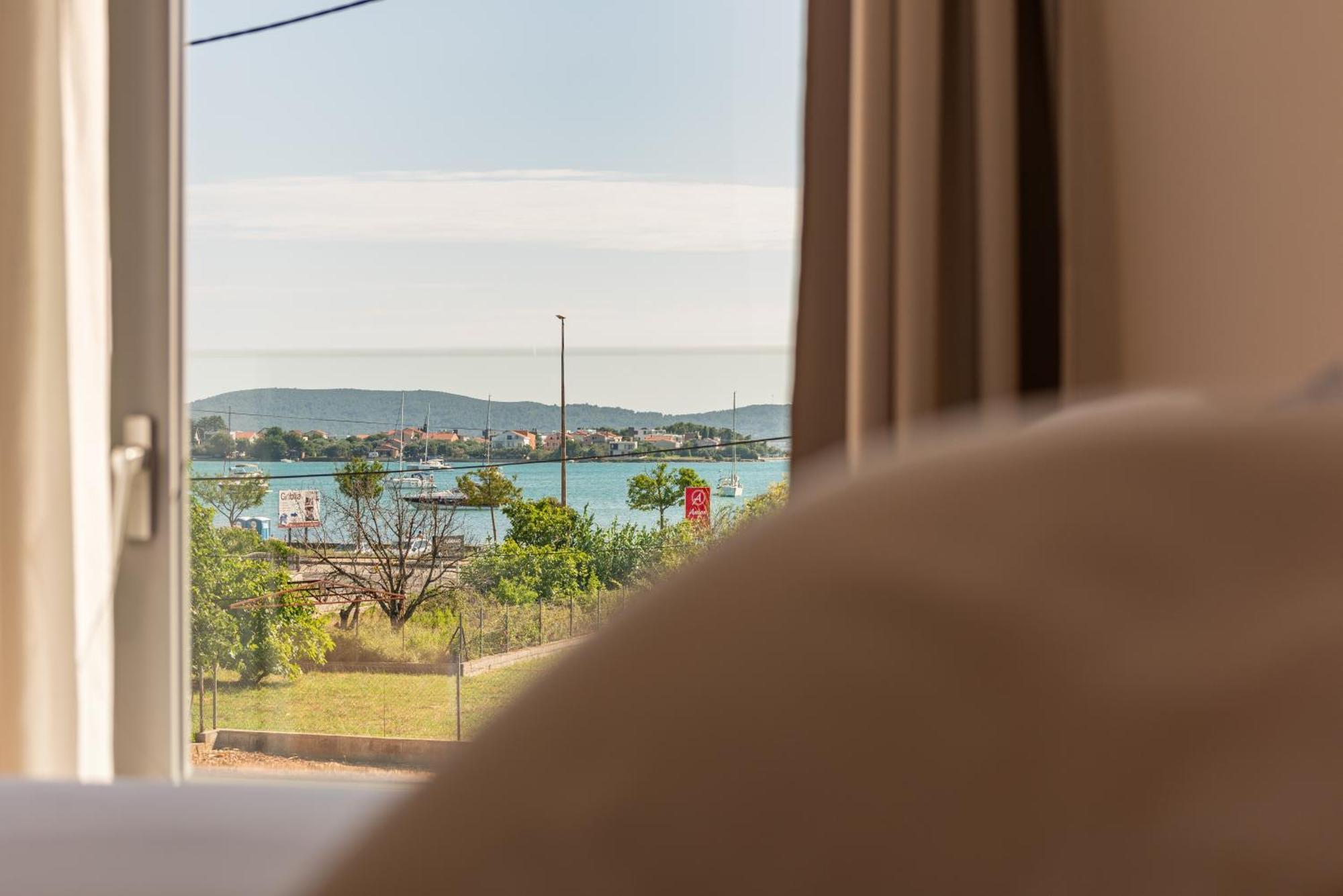 Apartments Niko Sukošan Buitenkant foto